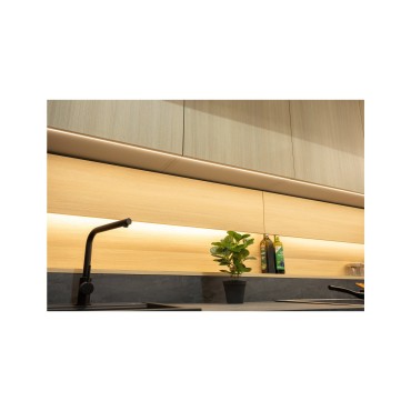 Oświetlenie LED z półką 225 cm do kuchni Milino czarna